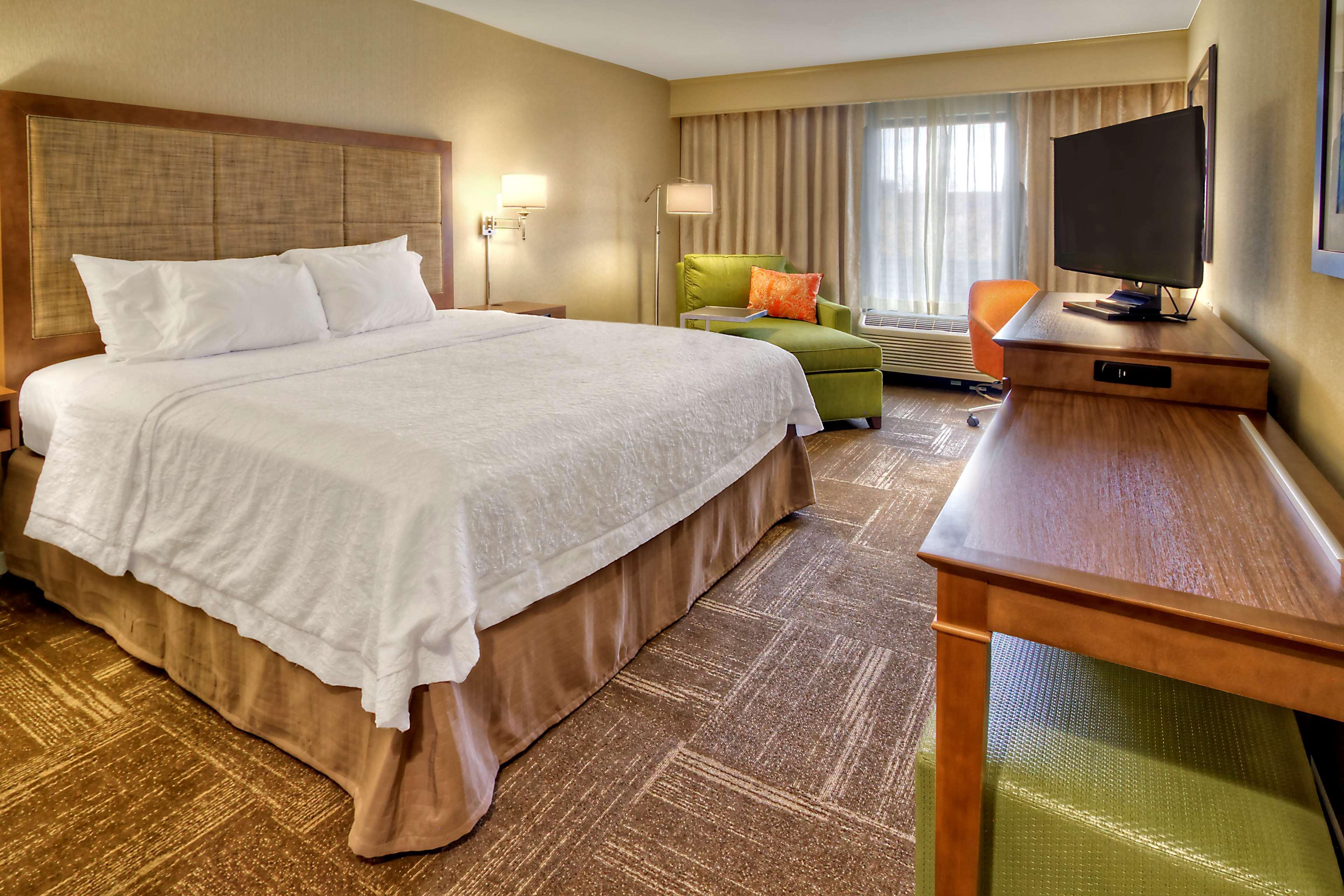 Hampton Inn And Suites Asheville Airport Fletcher Exterior photo