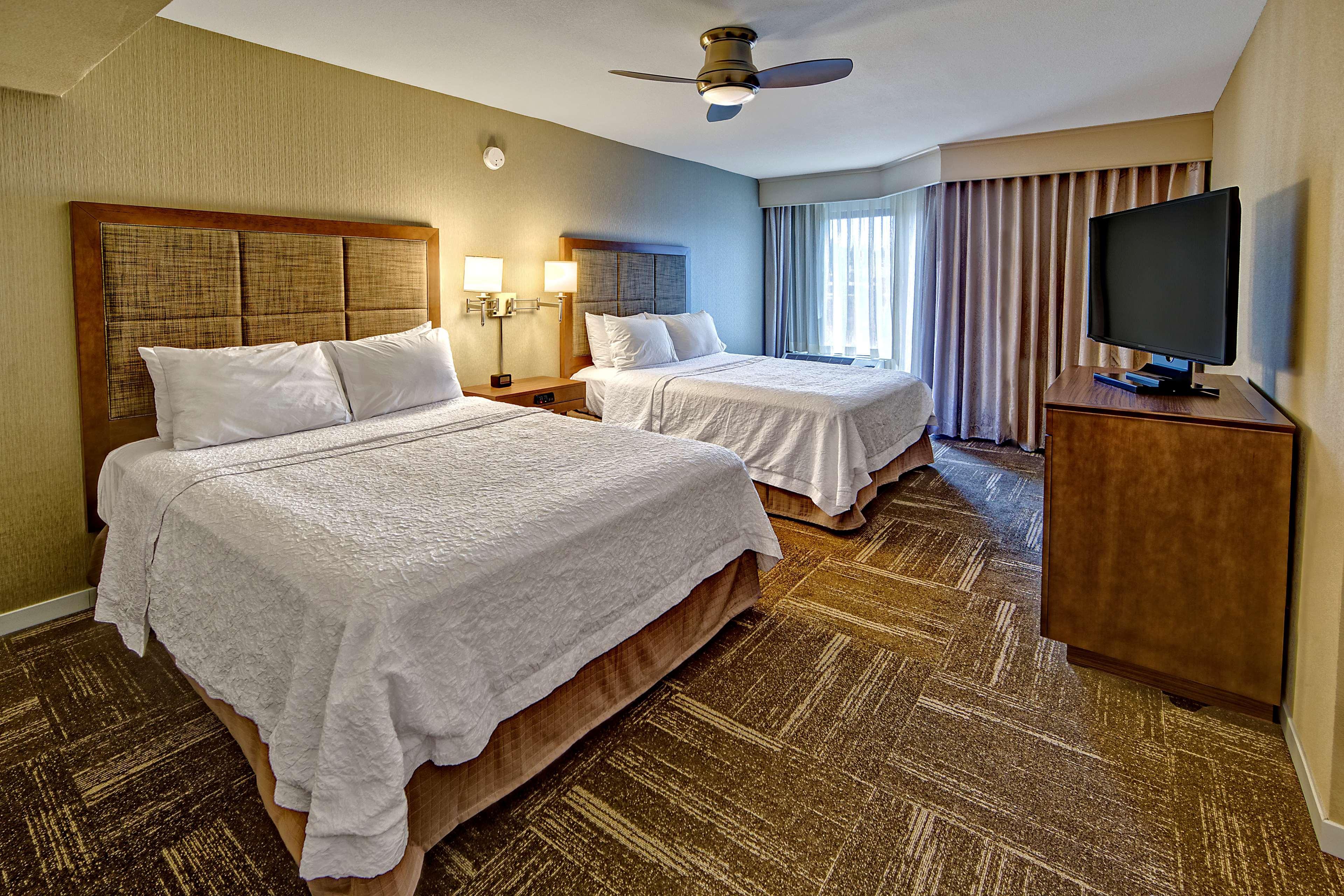 Hampton Inn And Suites Asheville Airport Fletcher Exterior photo
